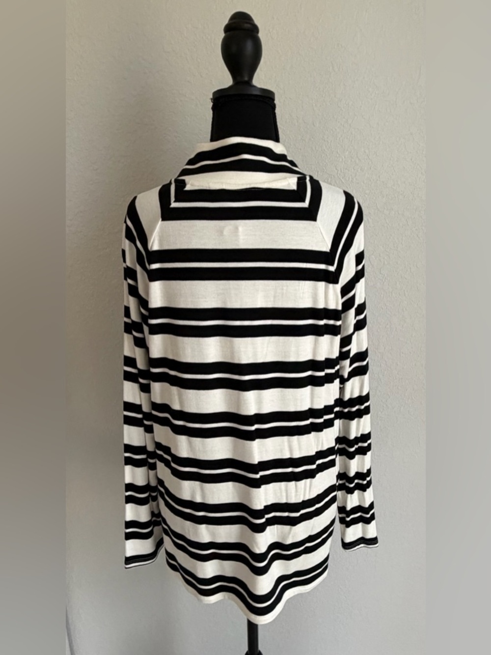 NWT Marketā & Spruce Striped Black & Cream Comfortable Zip-Up Pullover, Large - Picture 8 of 11